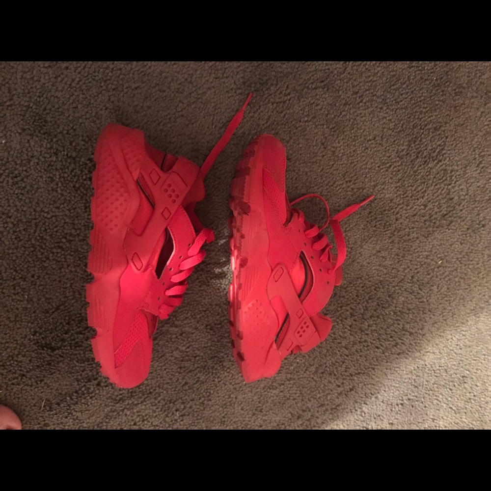 Hurrachi red